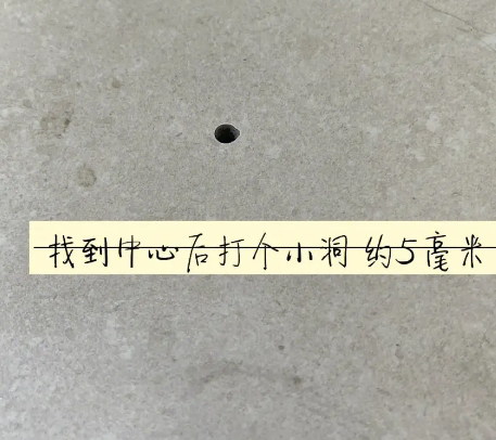 晋源瓷砖空鼓维修公司专业解答在瓷砖铺贴过程中，如果砂料搅拌不均匀，将会带来以下问题